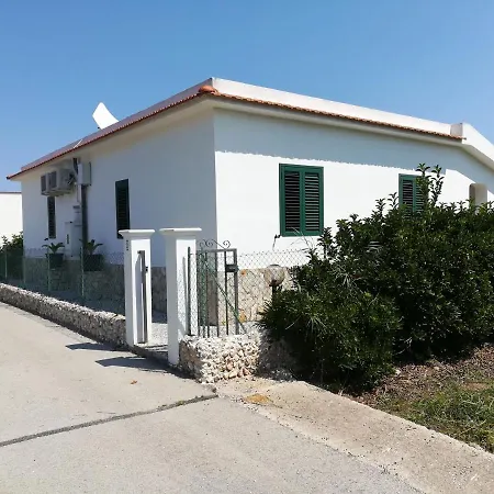Villini Giovanna Disanti Villa